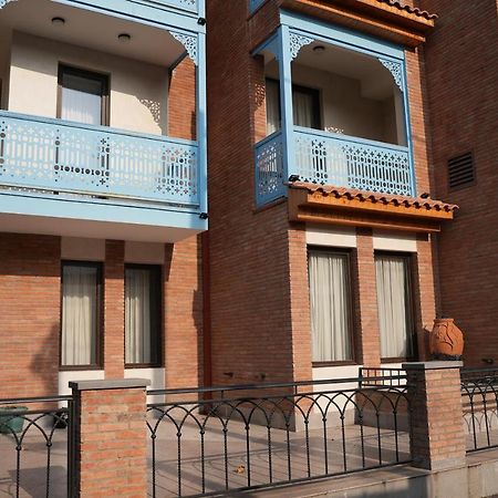 Hotel Embassy 트빌리시 외부 사진