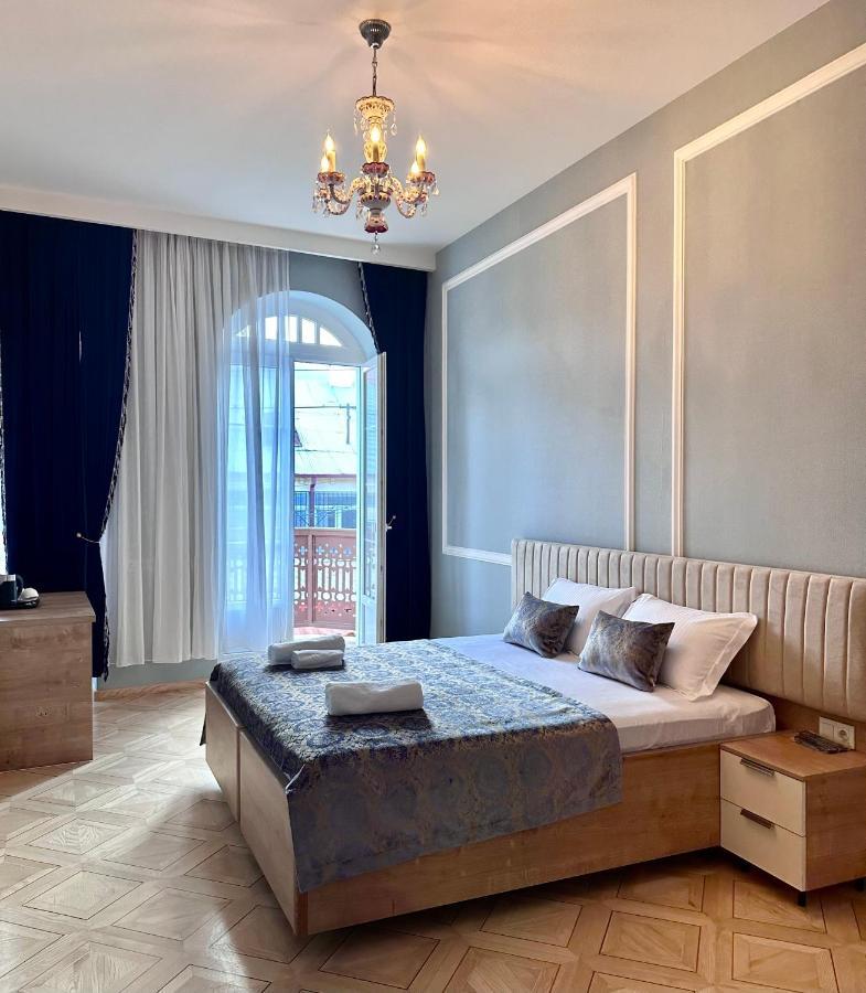 Hotel Embassy 트빌리시 외부 사진