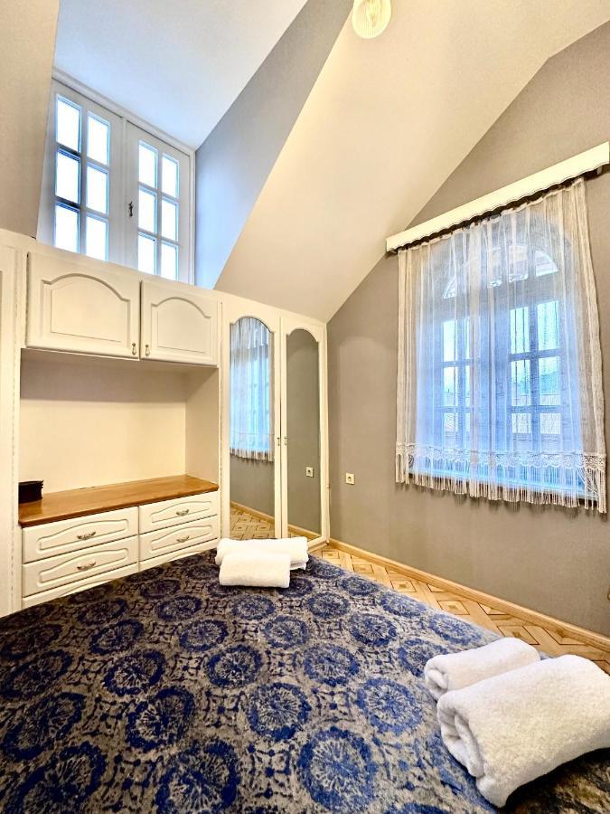Hotel Embassy 트빌리시 외부 사진