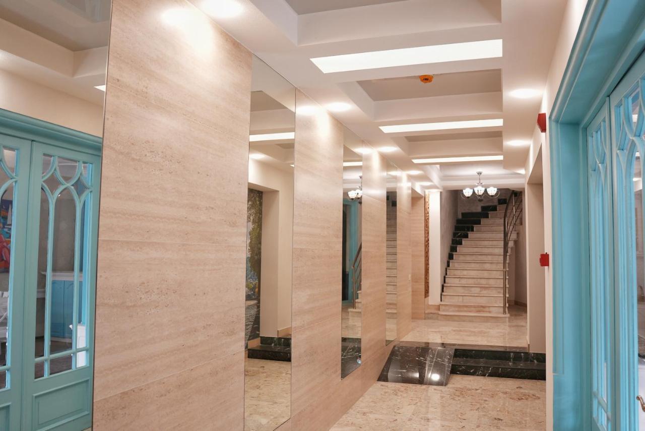 Hotel Embassy 트빌리시 외부 사진